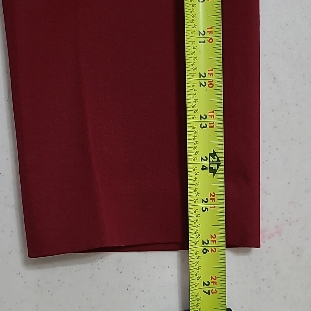 NWT Merona Berry Maroon Modern Fit Ankle Pants size 6